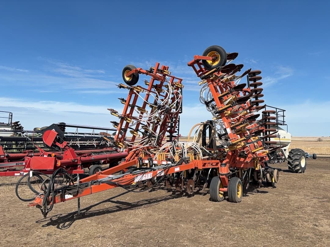 Image of Bourgault 5710 Primary image