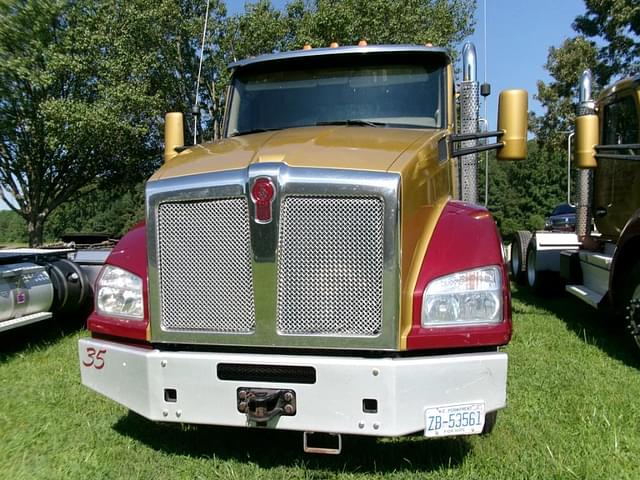 Image of Kenworth T880 equipment image 1