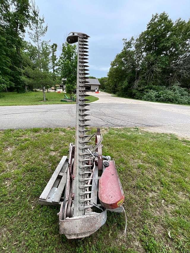 Image of International Harvester 1300 equipment image 2