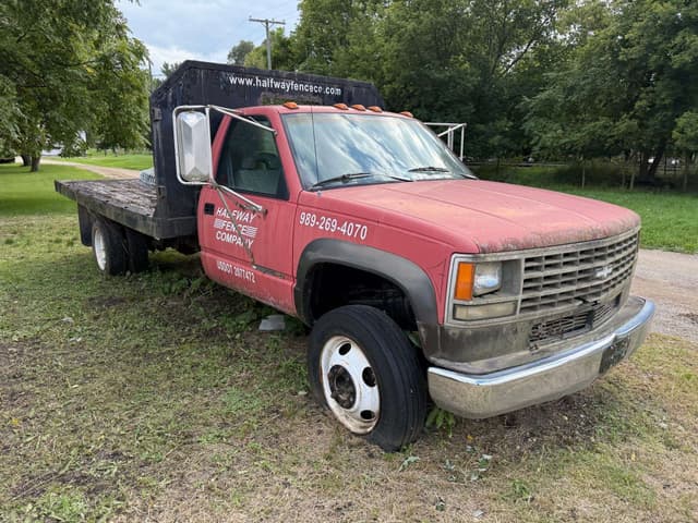 Image of Chevrolet 3500 equipment image 1