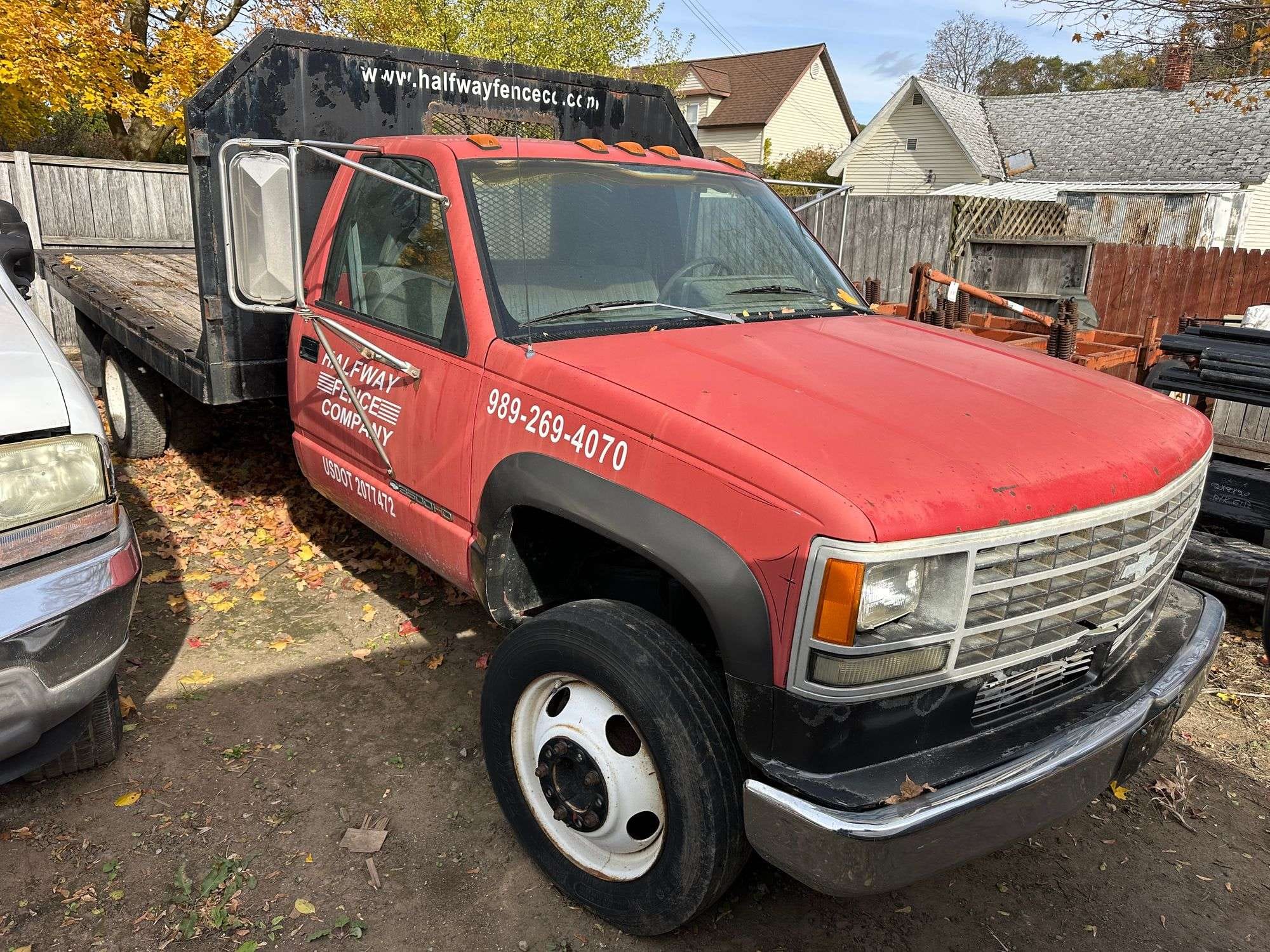 1992 Chevrolet 3500 Equipment Image0