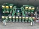 John Deere 7200 Image