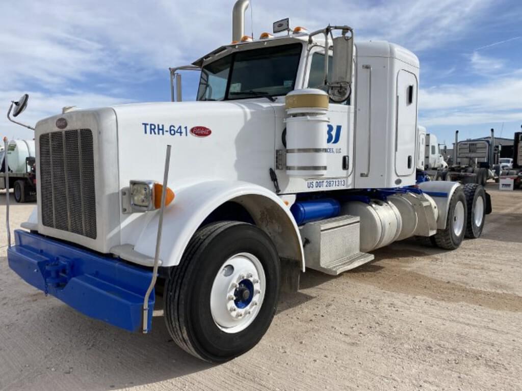 Tractor Zoom - 2009 Peterbilt 367