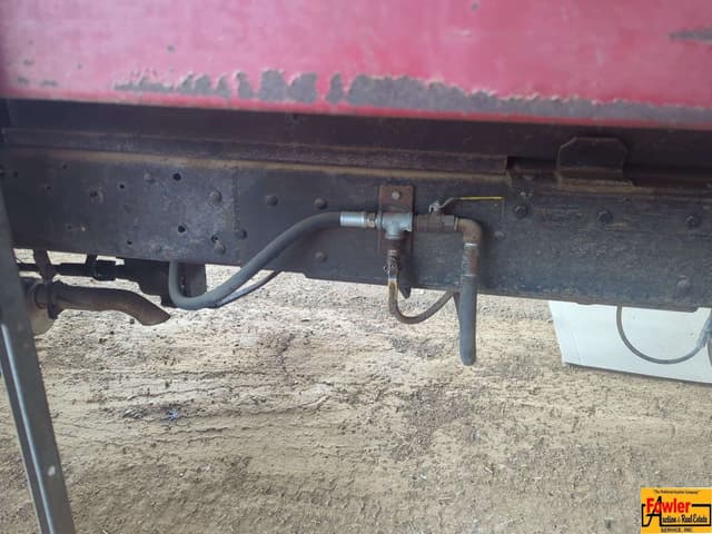 Image of GMC 6500 equipment image 3