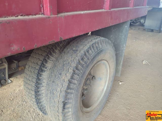 Image of GMC 6500 equipment image 4