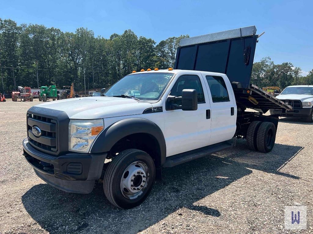 Image of Ford F-450 Primary image
