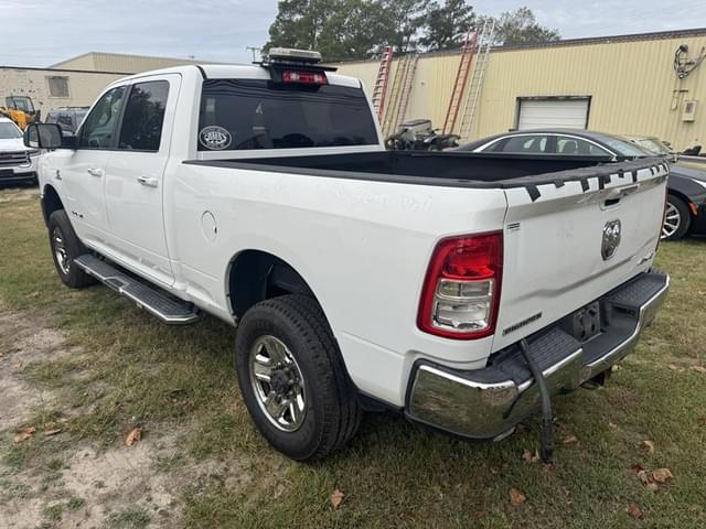 Image of Dodge Ram 2500 equipment image 4
