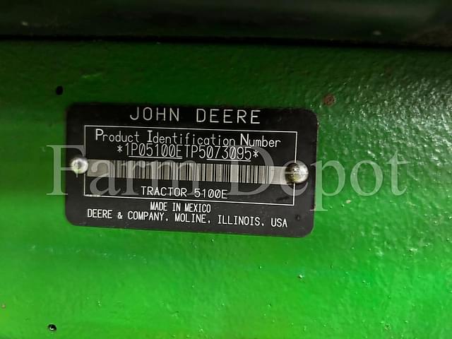 Image of John Deere 5100E equipment image 1