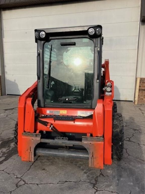 2023 Kubota SSV65 Equipment Image0