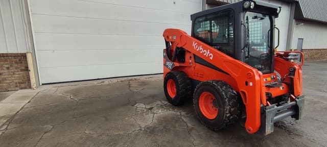 Image of Kubota SSV75 equipment image 3