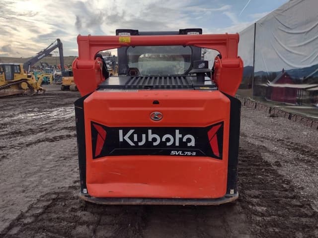 Image of Kubota SVL75-3 equipment image 3