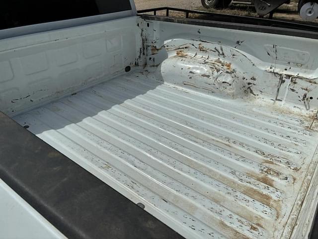 Image of Dodge Ram 1500 equipment image 4