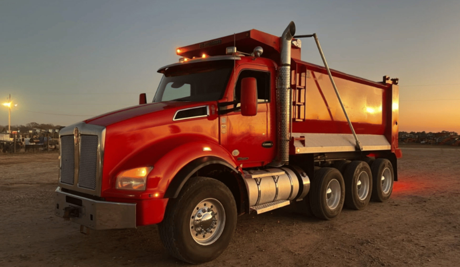 2020 Kenworth T800 Equipment Image0