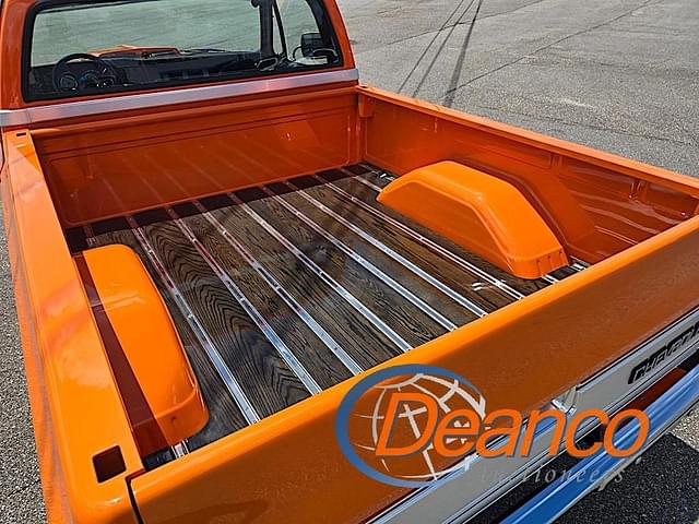 Image of Chevrolet C10 equipment image 4