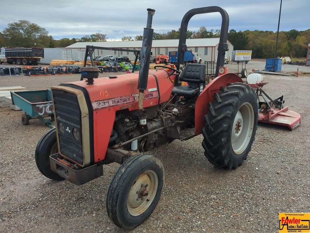 Image of Massey Ferguson 231 Primary image
