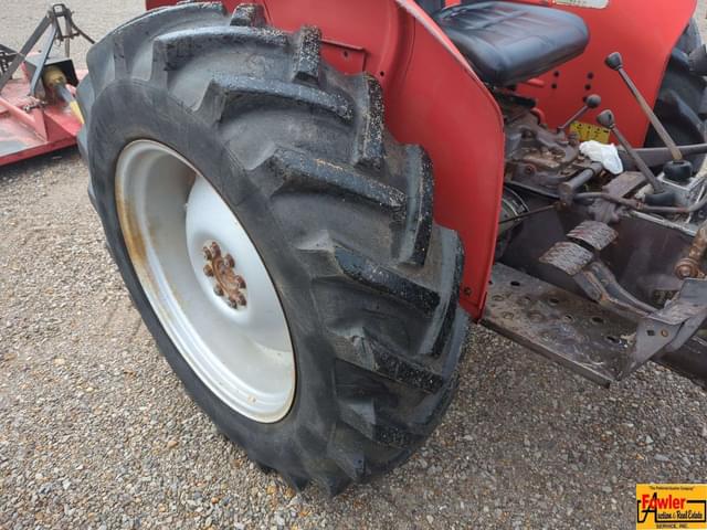 Image of Massey Ferguson 231 equipment image 3
