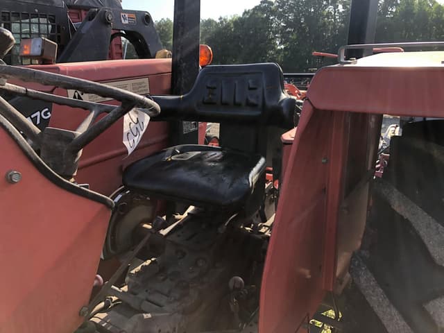 Image of Massey Ferguson 231 equipment image 2