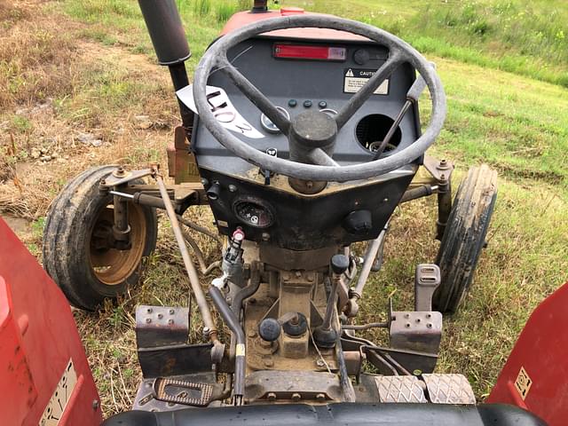 Image of Massey Ferguson 231 equipment image 4