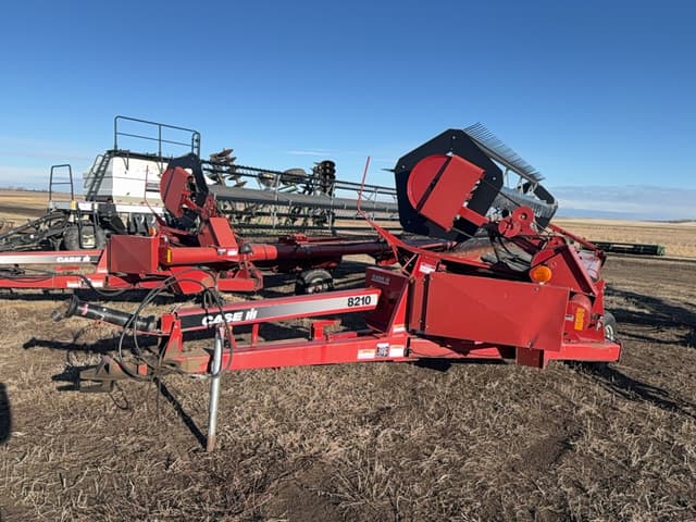 Image of Case IH 8210 equipment image 1