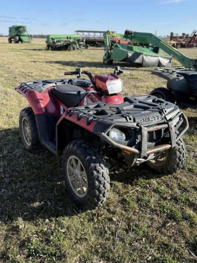 Image of Polaris Sportsman 550 EFI equipment image 1