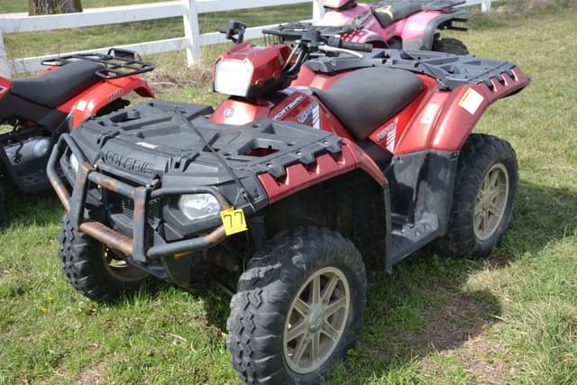 Image of Polaris Sportsman 550 EFI equipment image 2