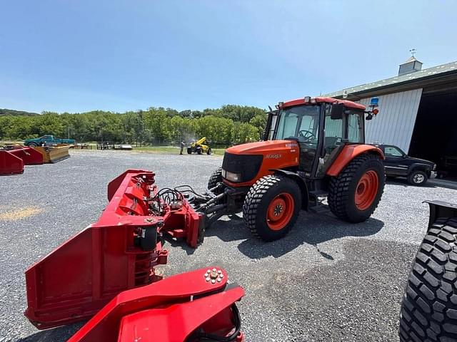 Image of Kubota M105X equipment image 4