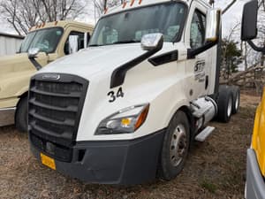 2019 Freightliner Cascadia Image