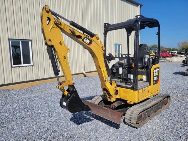 Image of Caterpillar 302CR equipment image 1