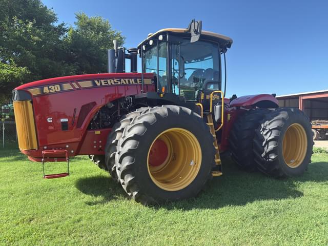 Image of Versatile 430 equipment image 4
