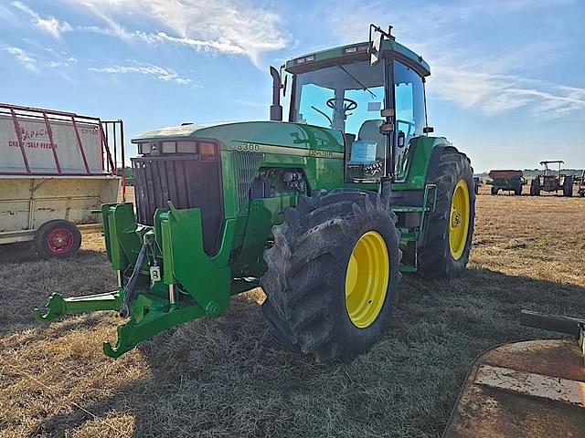 Image of John Deere 8300 equipment image 1