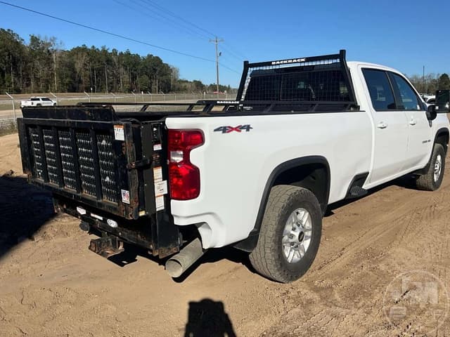 Image of Chevrolet 2500 equipment image 4