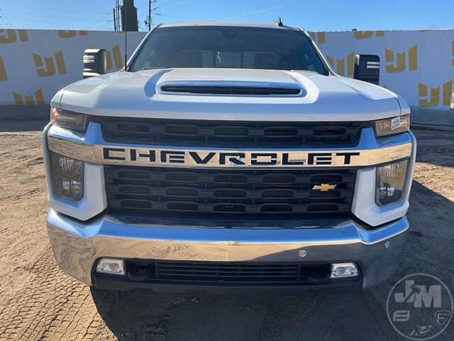 Image of Chevrolet 2500 equipment image 1