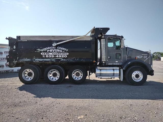 Image of Kenworth T8 equipment image 3