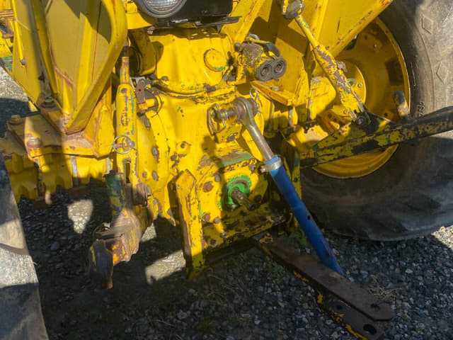 Image of John Deere 2350 equipment image 4