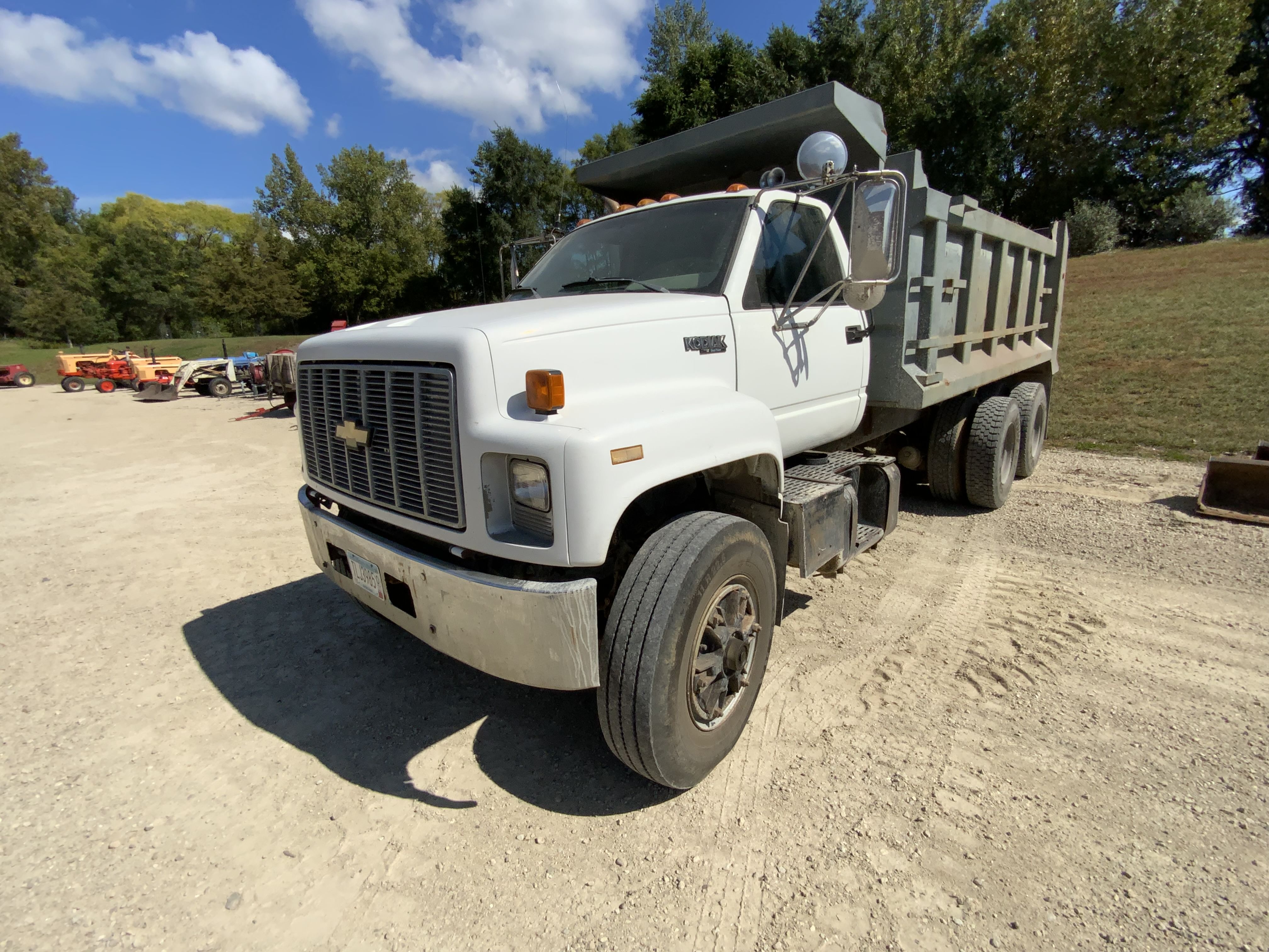 1993 Chevrolet Kodiak Equipment Image0