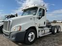 2015 Freightliner Cascadia Image