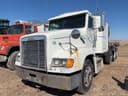 2001 Freightliner FLD112 Image