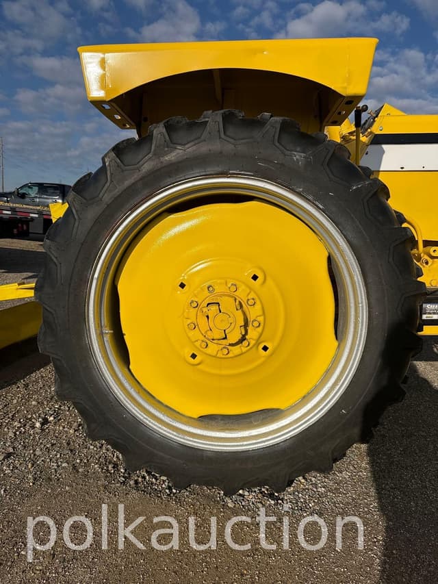 Image of Minneapolis-Moline Jet Star 3 equipment image 1