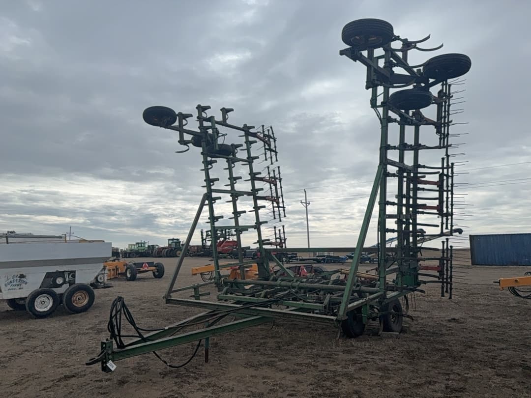 Image of John Deere 1010 Primary image