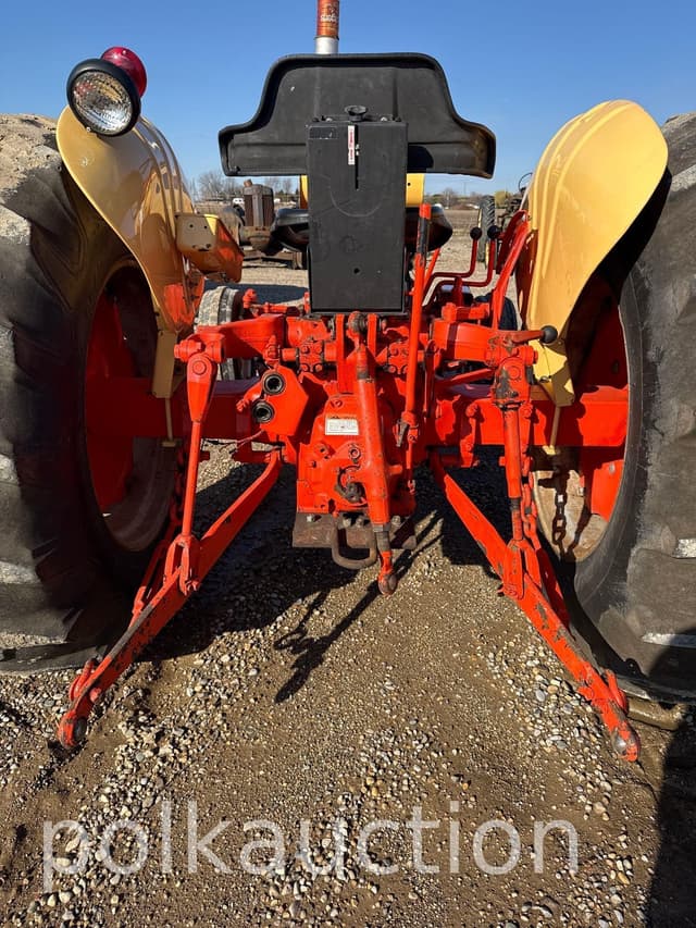 Image of J.I. Case 470 equipment image 4