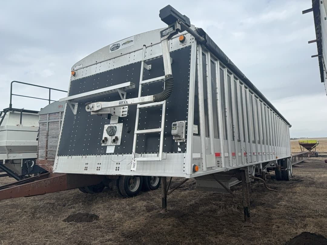 Image of Cornhusker 800 Primary image