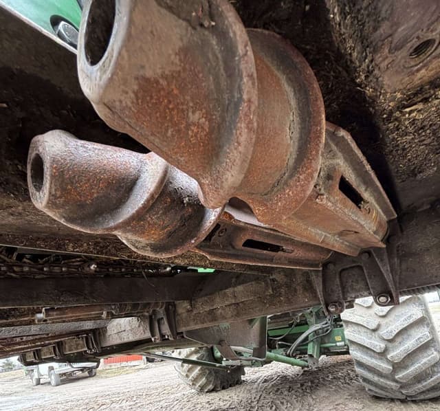 Image of John Deere 643 equipment image 4