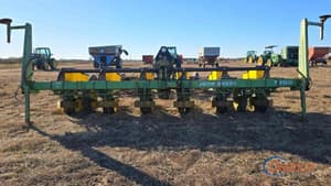 John Deere 7300 Image