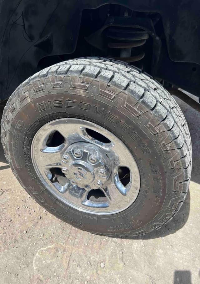 Image of Dodge Ram 2500 equipment image 1