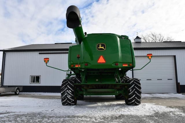 Image of John Deere 9670 STS equipment image 3