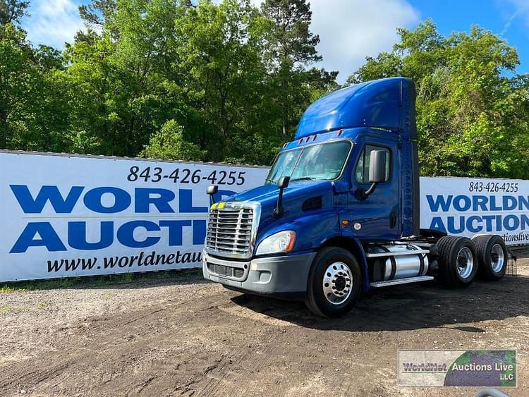 Main image Freightliner Cascadia 113 0