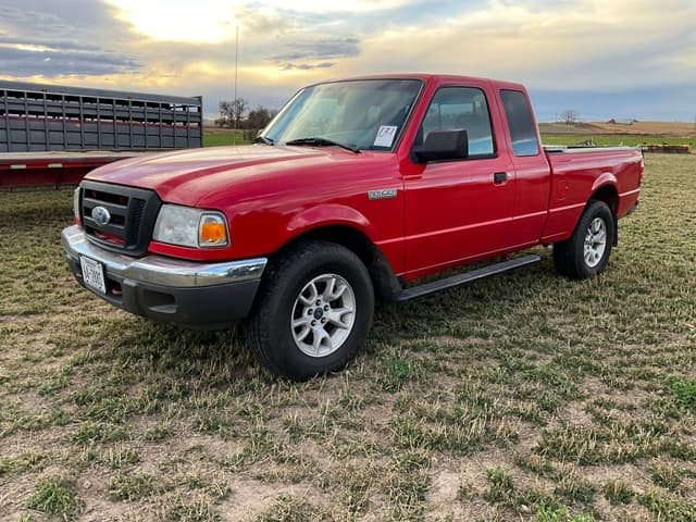 Image of Ford Ranger XLT equipment image 3