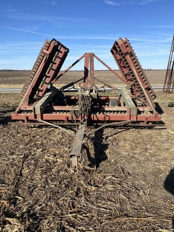 Brillion Cultimulcher Equipment Image0