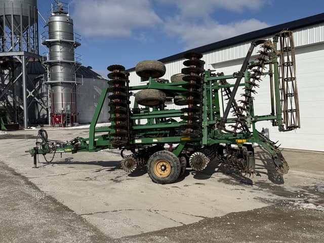 Image of Great Plains 2400TM equipment image 4