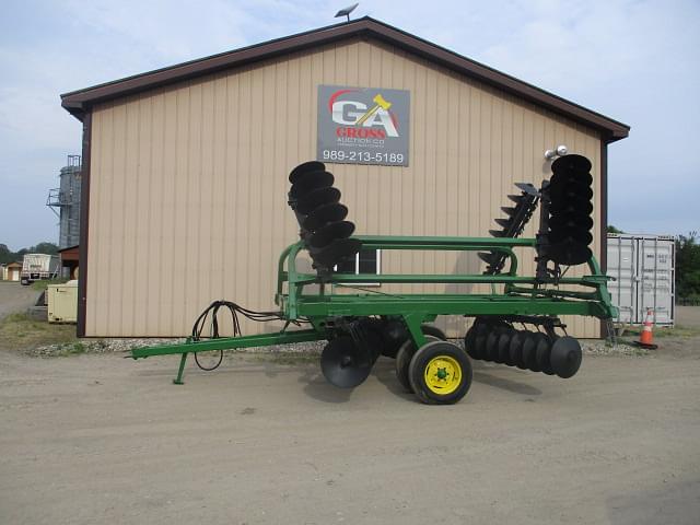 Image of John Deere 230 Primary image